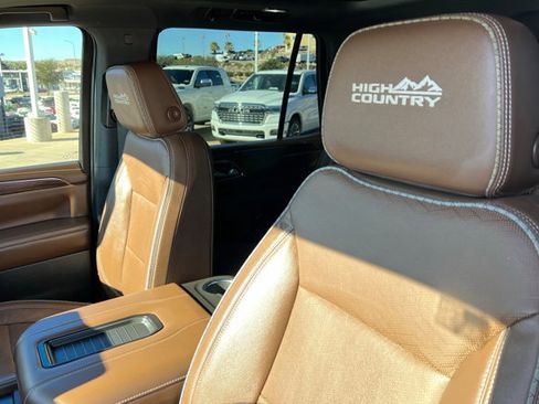 Used 2023 Chevrolet Tahoe High Country image 16