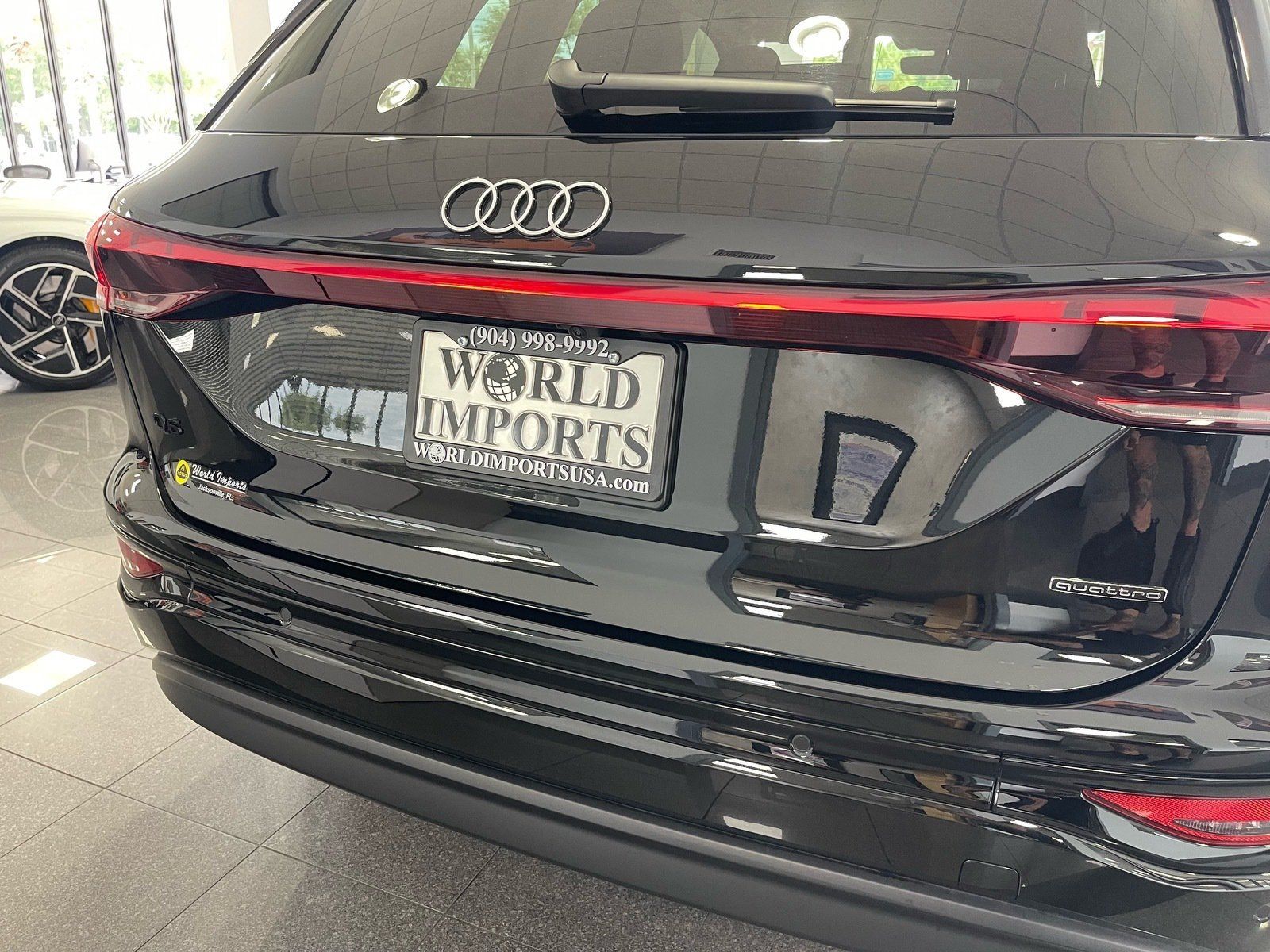 Used 2025 Audi Q6 e-tron Premium Plus w/ Premium Plus AWD/4WD image 18