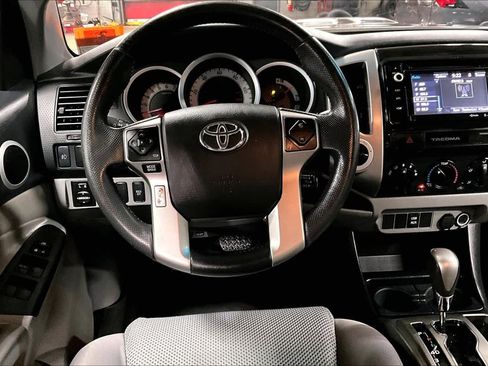 Used 2015 Toyota Tacoma 4x4 Double Cab image 5