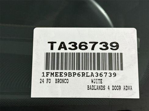 Used 2024 Ford Bronco Badlands image 57