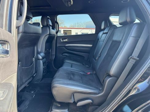 Used 2018 Dodge Durango GT w/ Blacktop Package AWD/4WD image 16