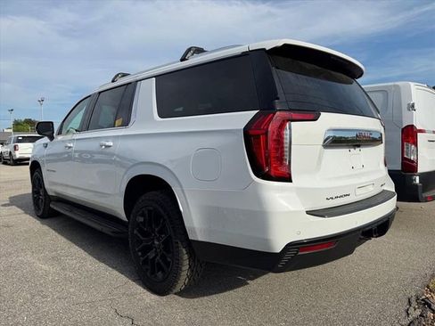 Used 2022 GMC Yukon XL SLE w/ Max Trailering Package image 8