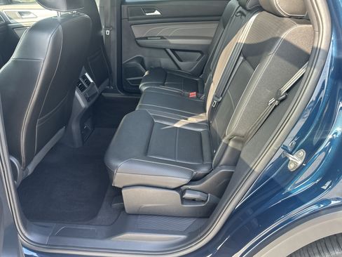 Used 2022 Volkswagen Atlas Cross Sport SE AWD/4WD image 20