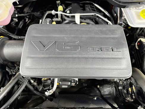 Used 2025 RAM 1500 Tradesman w/ Night Edition AWD/4WD image 28