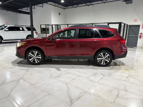 Used 2018 Subaru Outback 2.5i Limited image 7