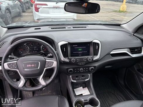 Used 2024 GMC Terrain SLT w/ LPO, Floor Liner Package AWD/4WD image 3