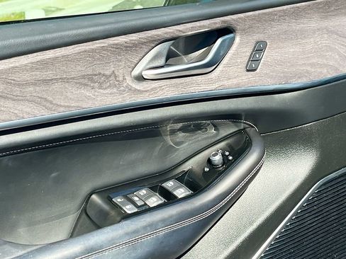 Certified 2022 Jeep Grand Cherokee L Overland image 18