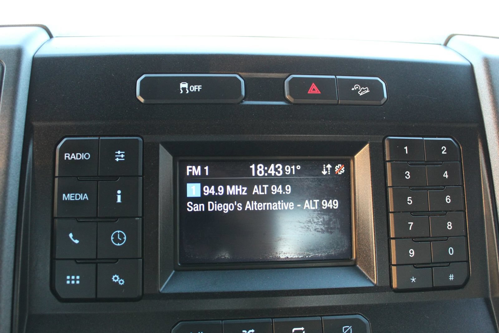 Used 2020 Ford F250 XL w/ Power Equipment Group AWD/4WD image 18