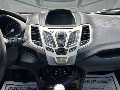 Used 2013 Ford Fiesta Titanium w/ Black Sport Appearance Pkg FWD image 26