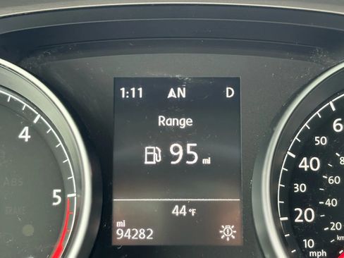 Used 2015 Volkswagen Golf TDI SE image 14