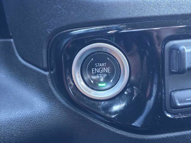 Used 2025 Chevrolet Silverado 1500 LT AWD/4WD image 29