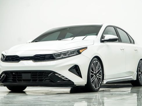 Used 2024 Kia Forte GT FWD image 9