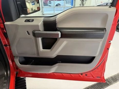 Used 2019 Ford F150 XLT image 15