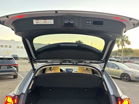 Used 2019 Lexus NX 300h AWD image 12