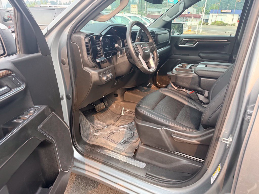 Used 2023 GMC Sierra 1500 SLE w/ Enhanced Capability Package AWD/4WD image 15