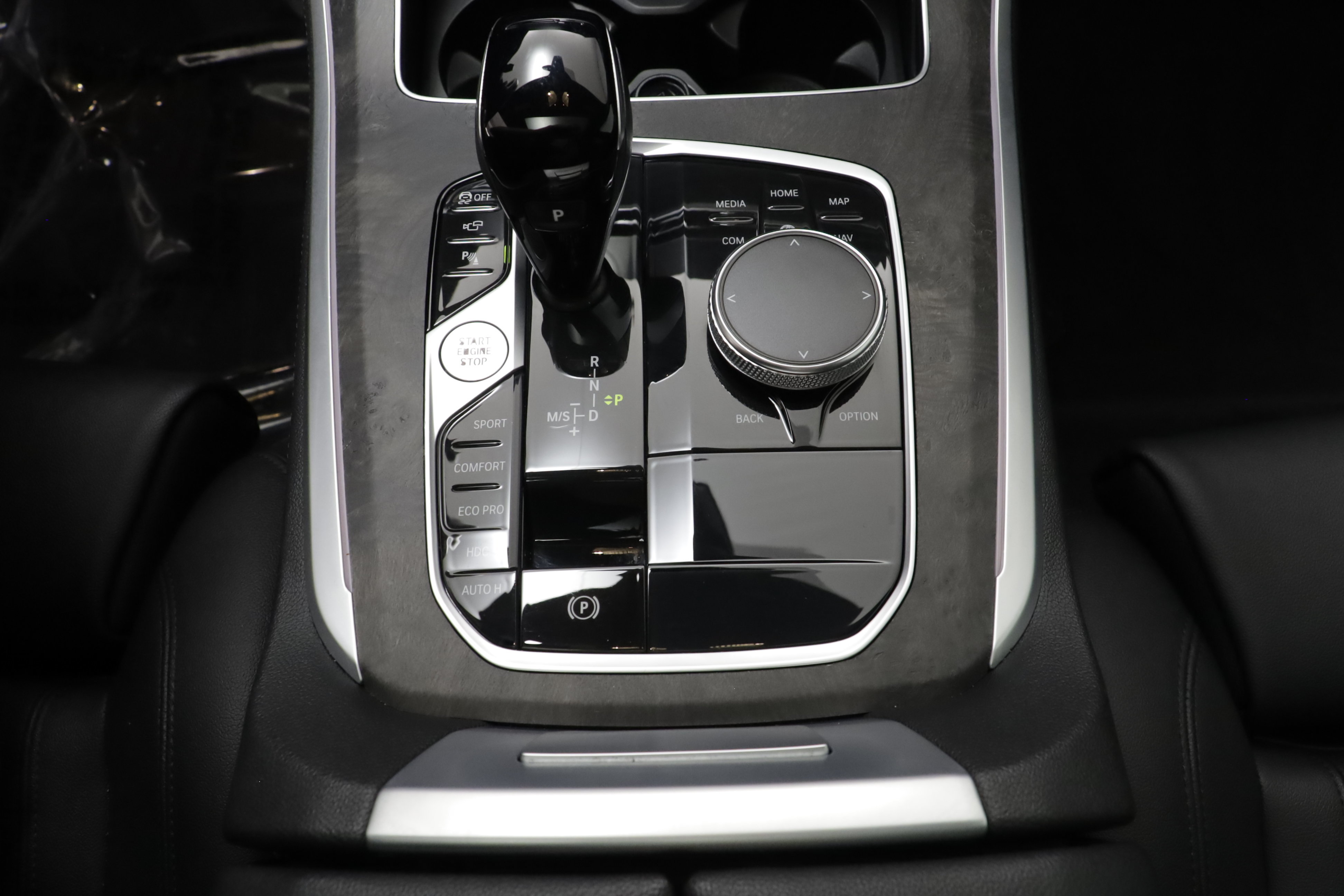 Used 2022 BMW X5 xDrive40i w/ Premium Package AWD/4WD image 16
