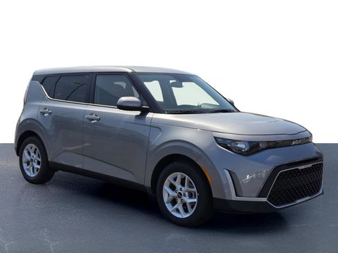 New 2025 Kia Soul S image 5
