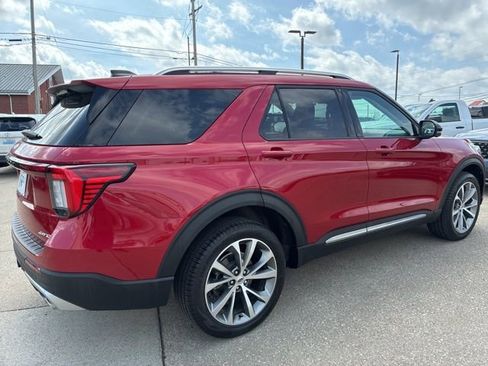 Used 2025 Ford Explorer Platinum w/ Ultimate Package AWD/4WD image 11