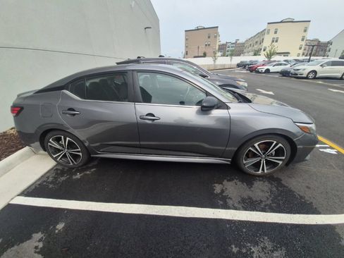 Used 2023 Nissan Sentra SR w/ Trunk Package FWD image 3