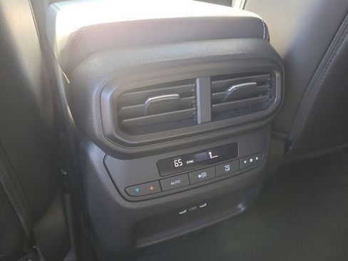 New 2025 Honda Pilot EX-L image 10