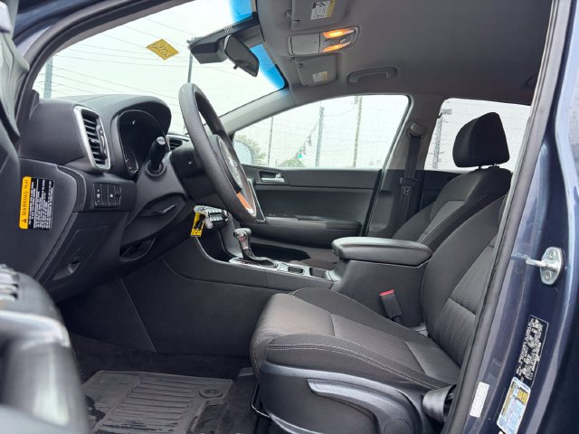 Certified 2022 Kia Sportage LX FWD image 19