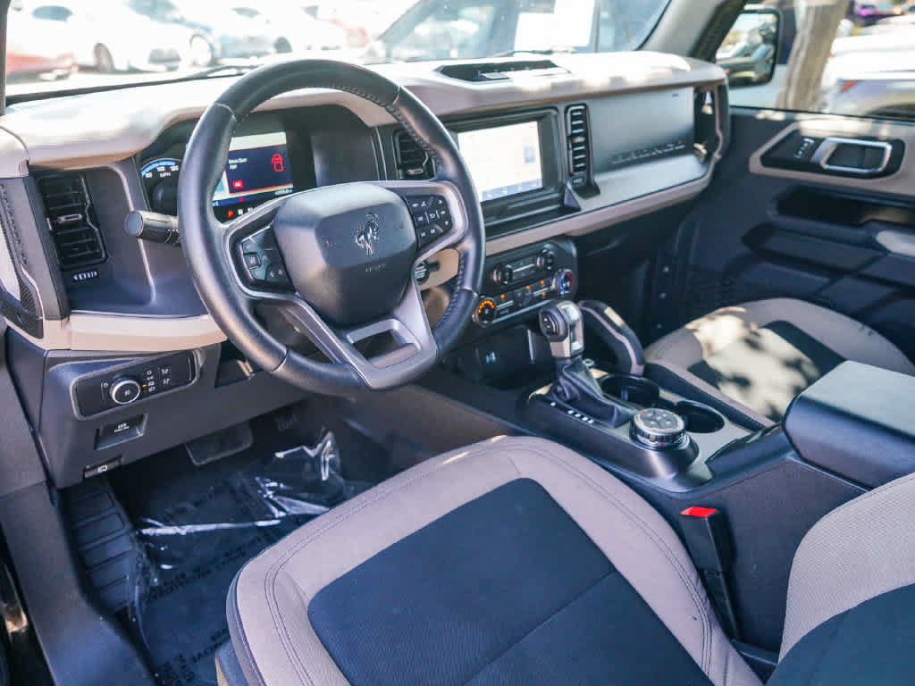 Used 2022 Ford Bronco Big Bend w/ Sasquatch Package AWD/4WD image 11