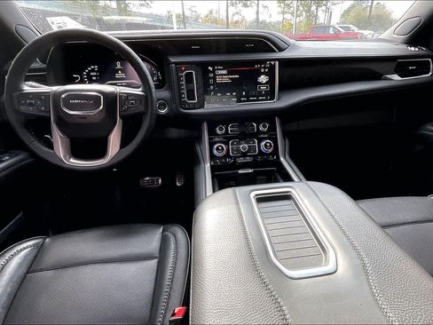 Certified 2024 GMC Yukon XL Denali image 13