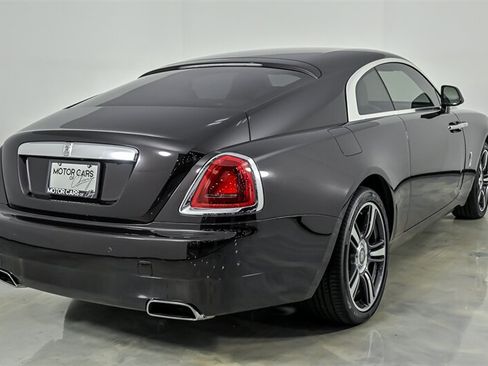 Used 2015 Rolls-Royce Wraith RWD image 8