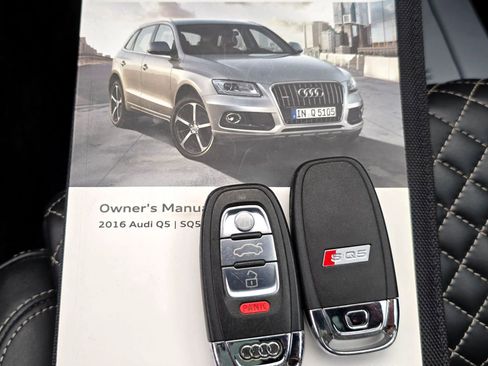 Used 2016 Audi SQ5 Prestige w/ Prestige Package AWD/4WD image 52
