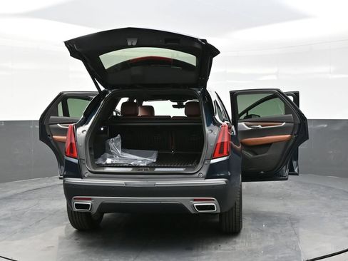 New 2025 Cadillac XT5 Premium Luxury w/ Technology Package AWD/4WD image 38