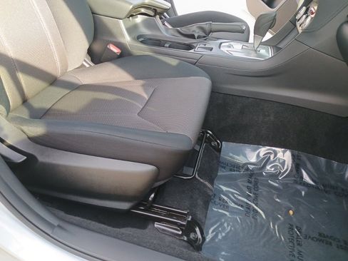 Certified 2023 Subaru Crosstrek 2.0i image 22