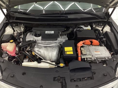 Used 2013 Toyota Avalon Limited image 45