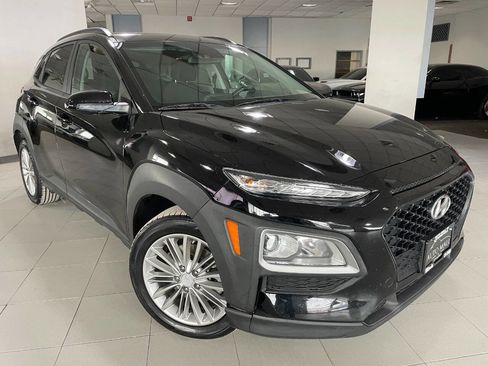 Used 2019 Hyundai Kona SEL image 1