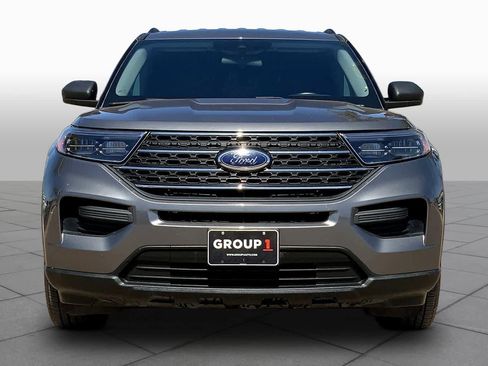 Used 2022 Ford Explorer XLT RWD image 4