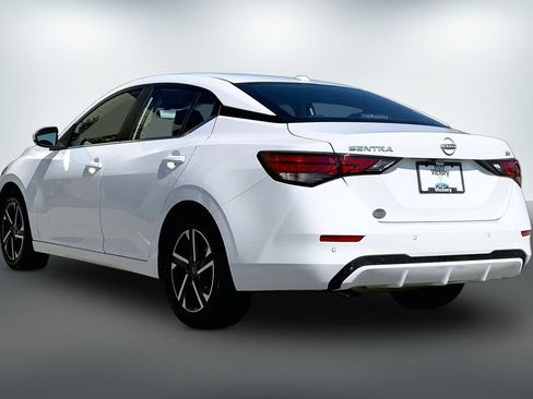 Used 2024 Nissan Sentra SV FWD image 12
