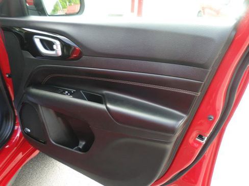 Used 2022 Jeep Compass Limited w/ (RED) Package AWD/4WD image 37