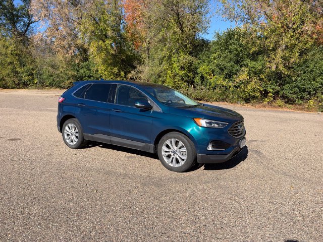 Used 2020 Ford Edge Titanium w/ Equipment Group 301A AWD/4WD image 10