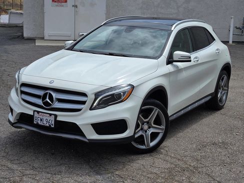 Used 2015 Mercedes-Benz GLA 250 image 2