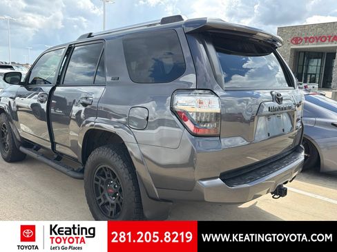 Used 2023 Toyota 4Runner SR5 Premium w/ Moonroof Package RWD image 5