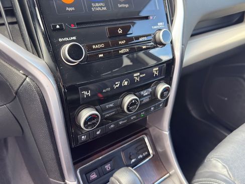 Used 2022 Subaru Ascent Touring AWD/4WD image 12