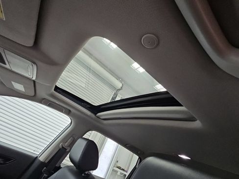 Used 2024 Honda CR-V EX-L image 28