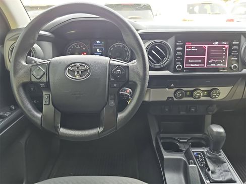 Used 2022 Toyota Tacoma SR image 15