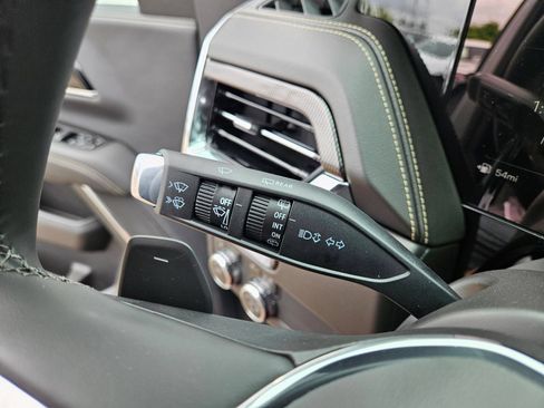 New 2026 GMC Yukon Elevation AWD/4WD image 14