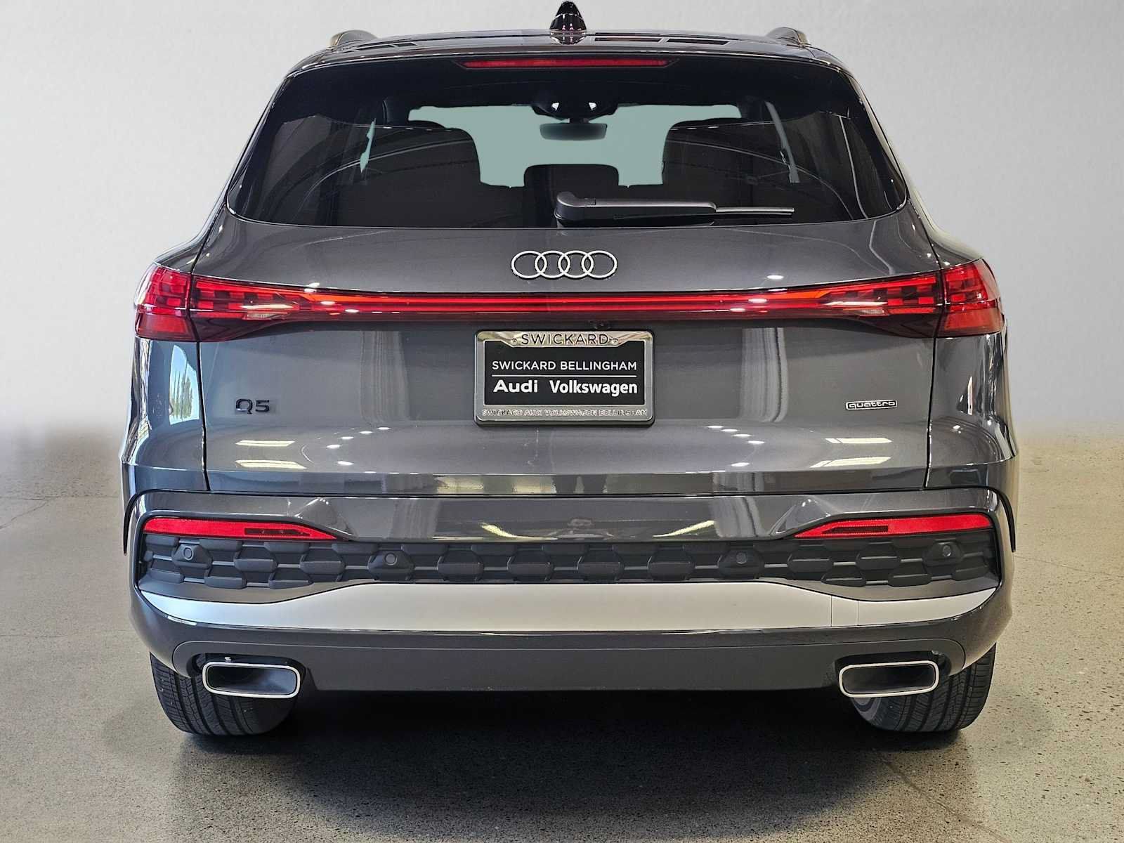 Used 2025 Audi Q5 Premium w/ Convenience Package AWD/4WD image 4