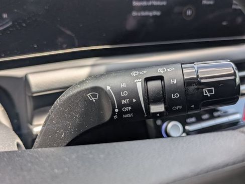 Used 2025 Hyundai Tucson SEL FWD image 31