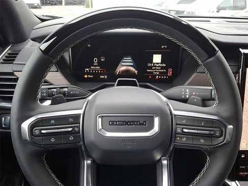 New 2026 GMC Acadia Denali w/ Super Cruise Package image 9