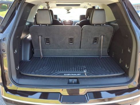 Used 2018 Chevrolet Traverse Premier w/ LPO, Floor Liner Package AWD/4WD image 19