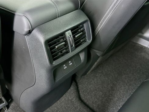 New 2026 Nissan Murano SV image 32