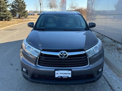 Used 2015 Toyota Highlander XLE image 34