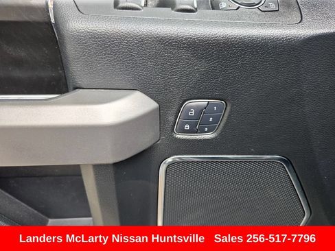 Used 2018 Ford F150 Platinum w/ Equipment Group 701A Luxury AWD/4WD image 24